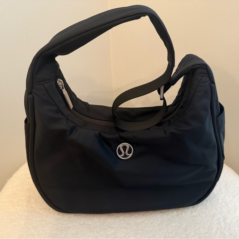 lululemon athletica Black Mini Shoulder Bag 4L